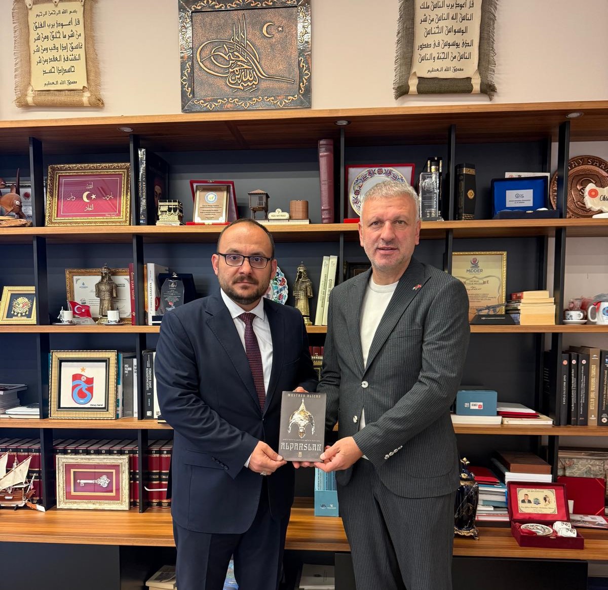 rektorumuz-prof-dr-mustafa-alicandan-ankarada-resmi-temaslar-7696