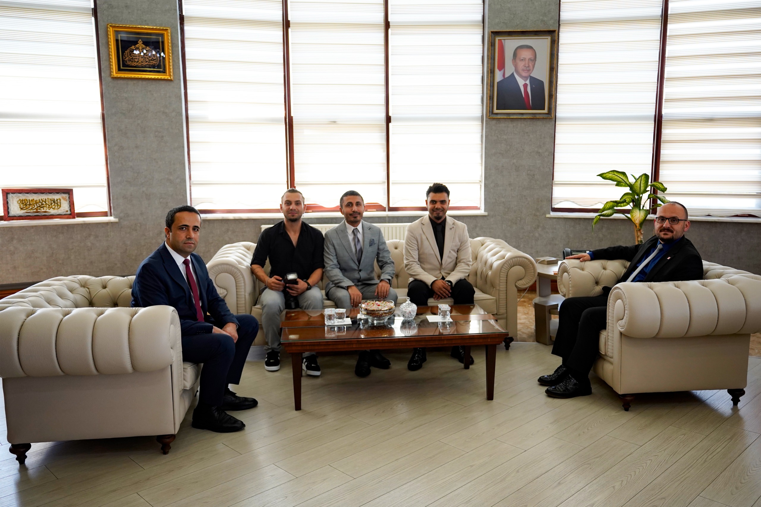 universitemizin-yedi-farkli-dilde-tanitimi-yapildi-7816