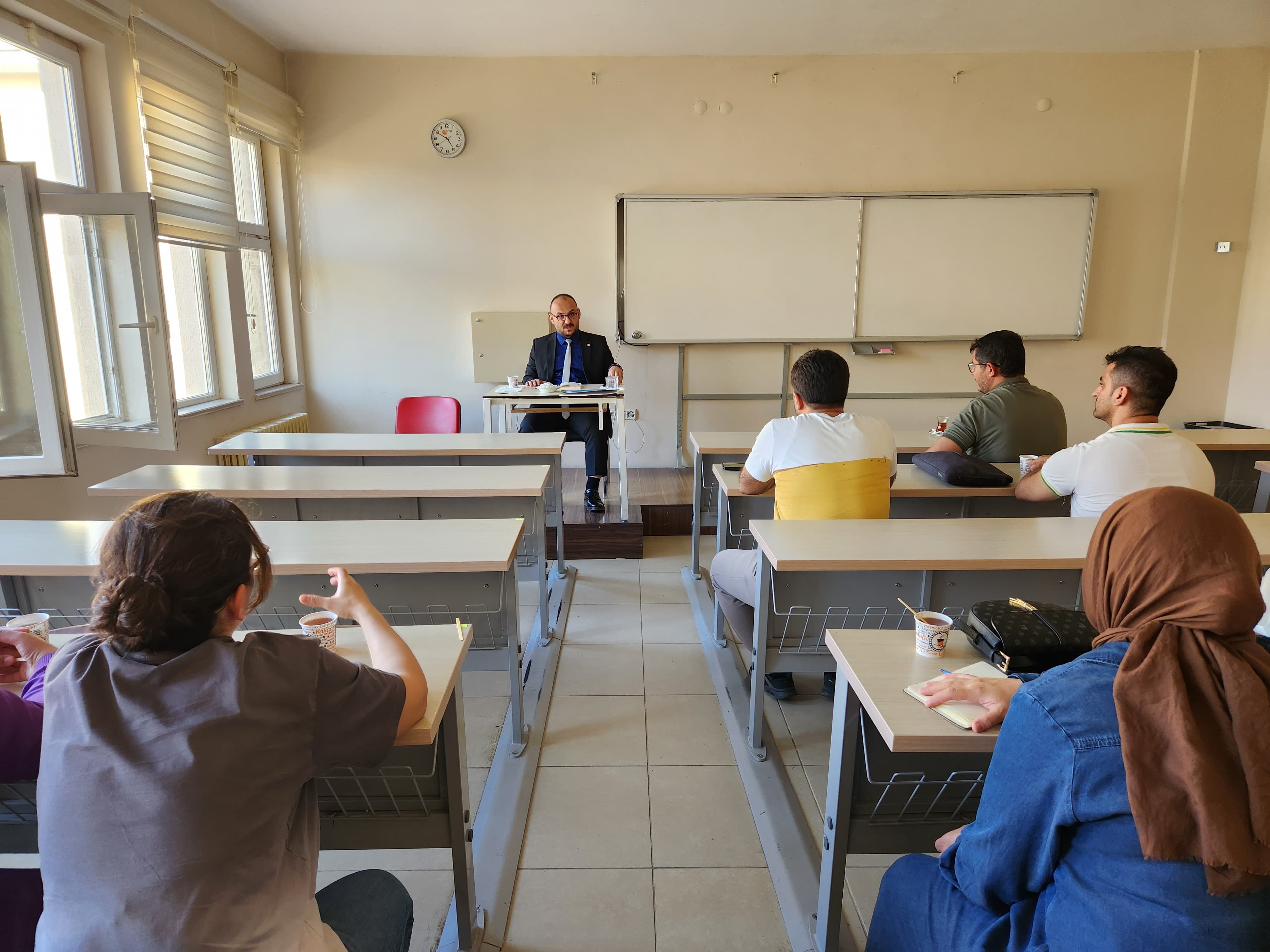 rektorumuz-prof-dr-mustafa-alican-saglik-hizmetleri-myo-kadrosuyla-bir-araya-geldi-7817