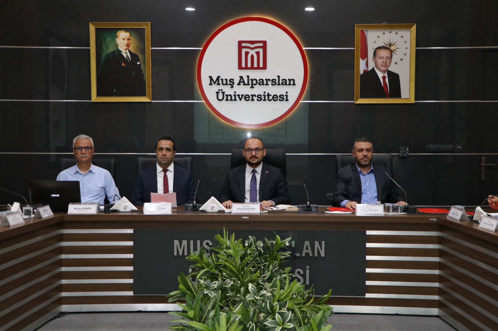 universitemiz-senato-toplantisi-gerceklestirildi-7825