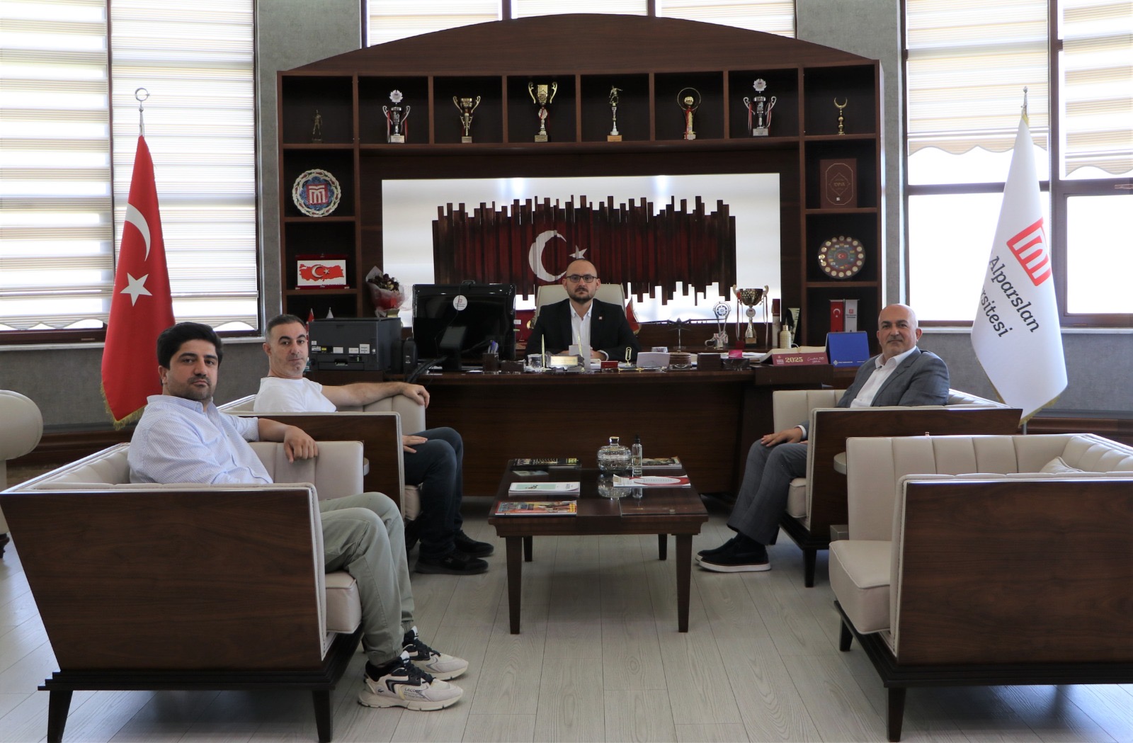 mus-alparslan-universitesinde-uluslararasi-egitim-ve-danismanlik-gorusmesi-7866