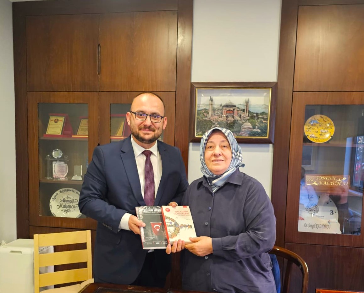 rektorumuzden-kalyoncu-holdinge-ziyaret-7869