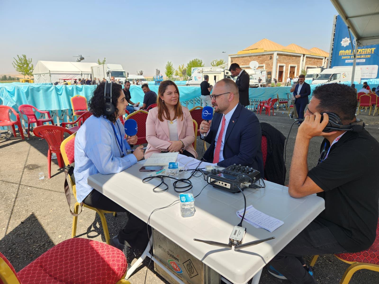 rektorumuz-prof-dr-mustafa-alican-erzurum-radyosunun-konugu-oldu-7883