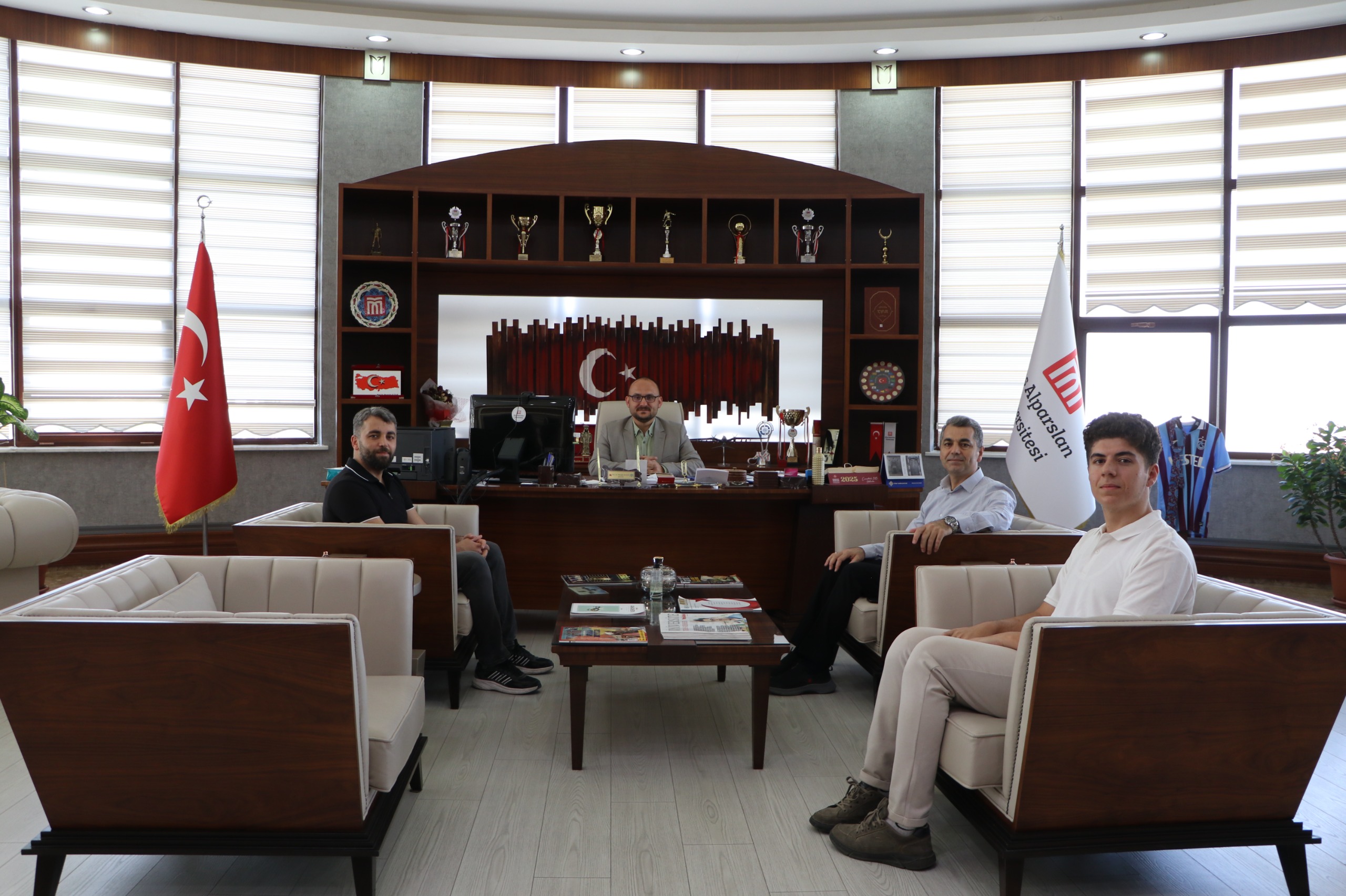 prof-dr-mahsum-aytepeden-rektorumuze-ziyaret-7894