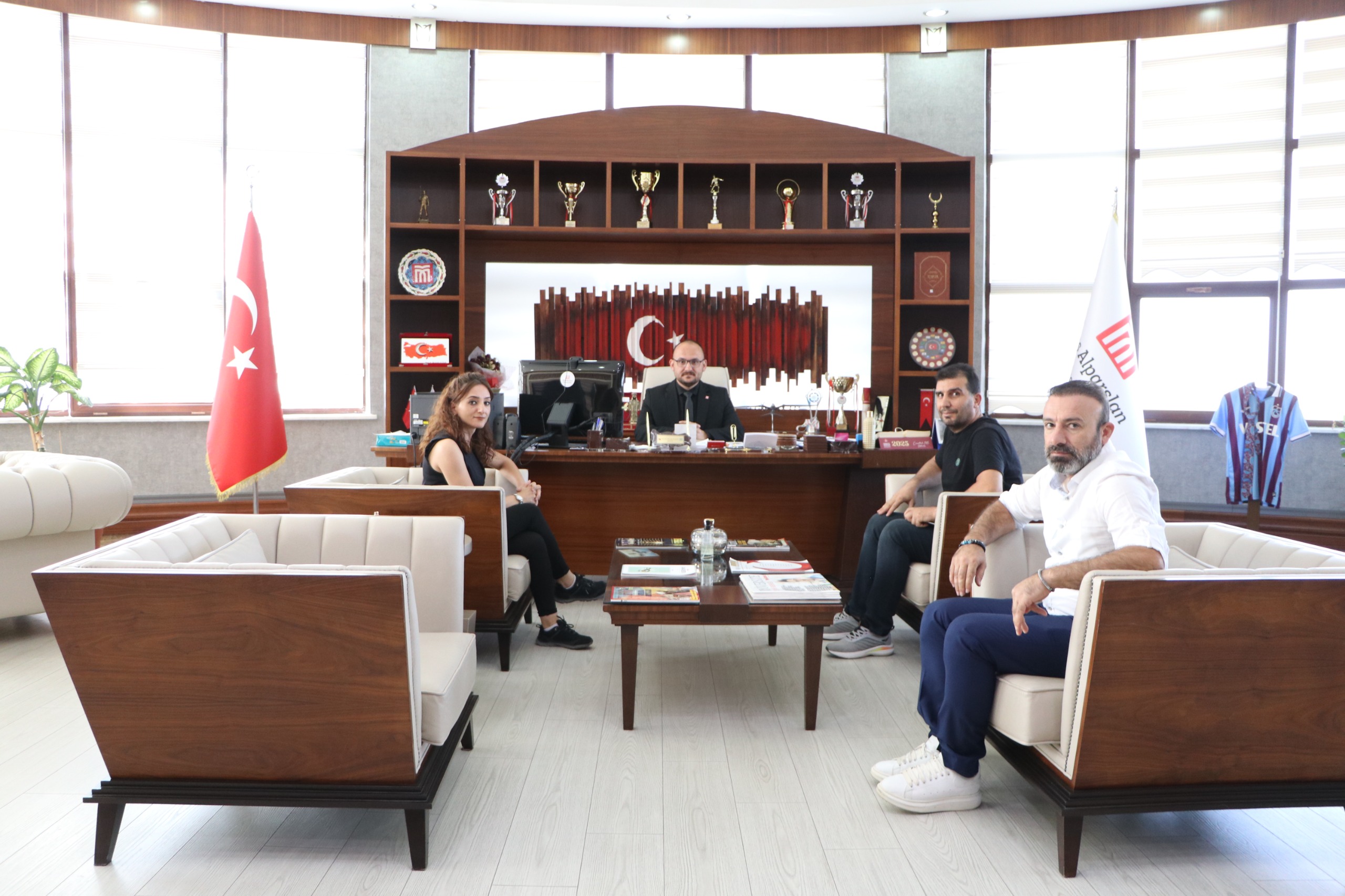 seckiniz-anadolu-fen-lisesinden-rektorumuze-ziyaret-7898