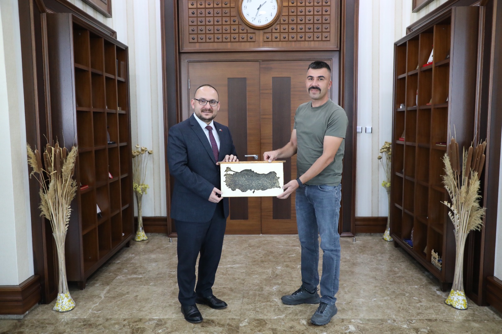 arimer-ekibinden-rektorumuze-ziyaret-7957