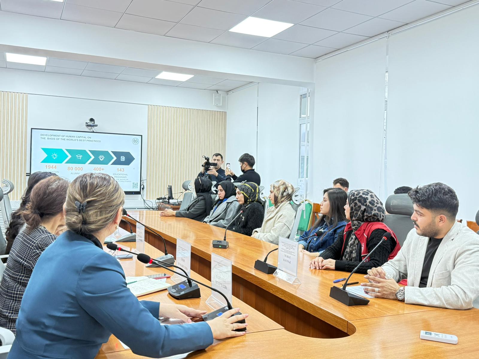 mus-alparslan-universitesi-ile-kazakistan-kizlar-pedagoji-universitesi-arasinda-stratejik-is-birligi-protokolu-imzalandi-8365