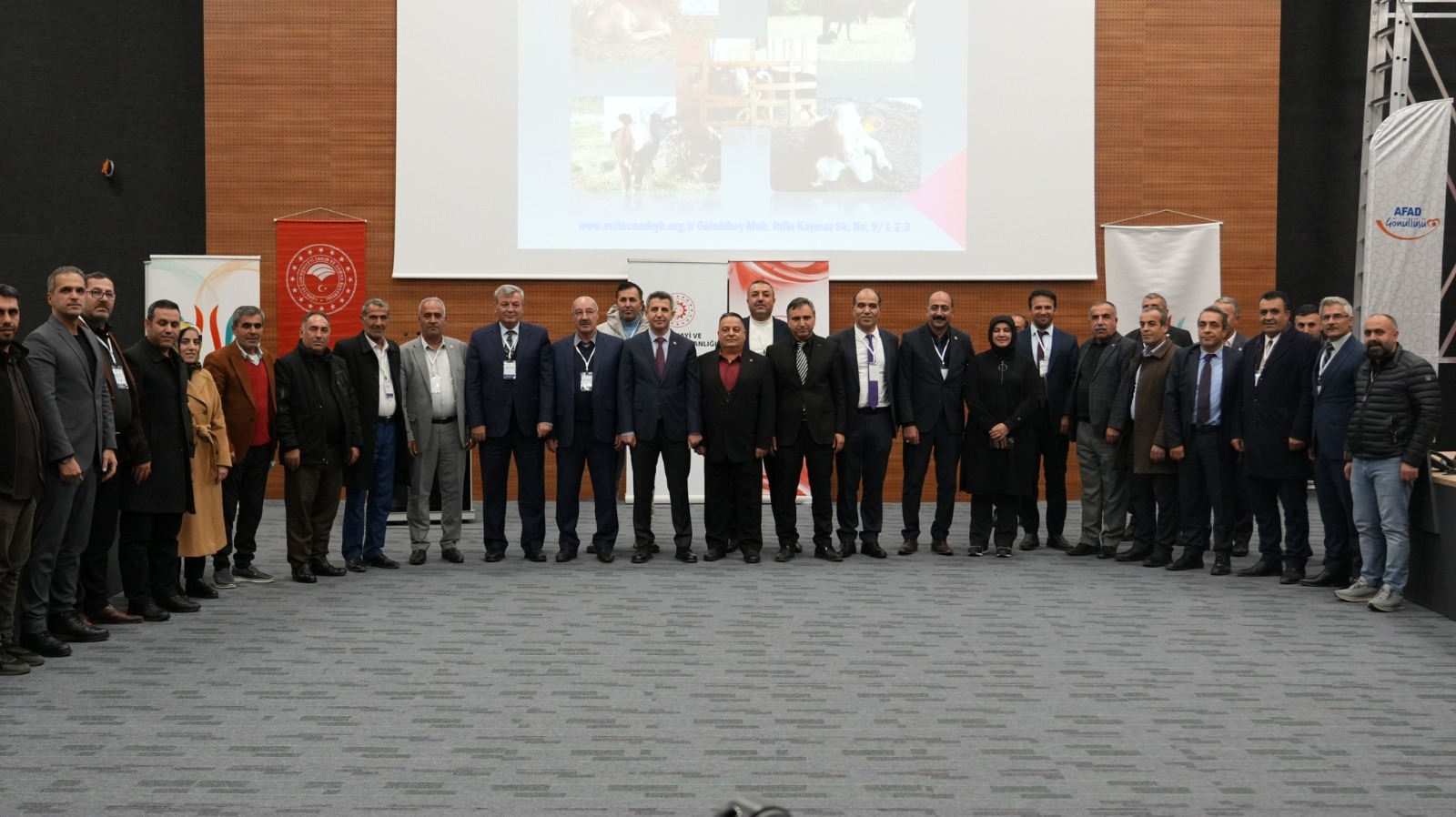 mus-ilinde-surdurulebilir-sut-uretimi-ve-soguk-zincir-masaya-yatirildi-8442