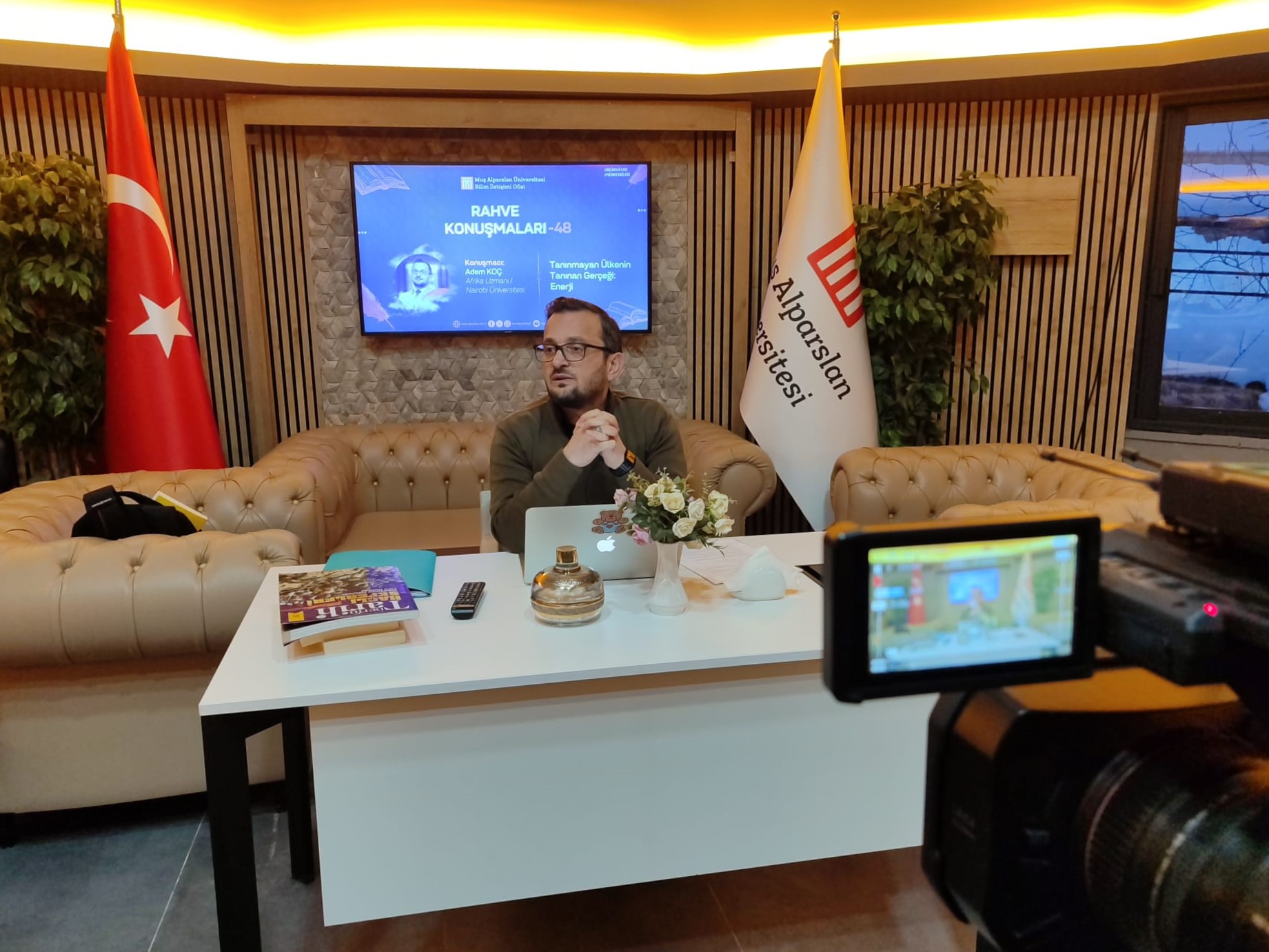 rahve-konusmalari-47-taninmayan-ulkenin-taninan-gercegi-enerji-8571