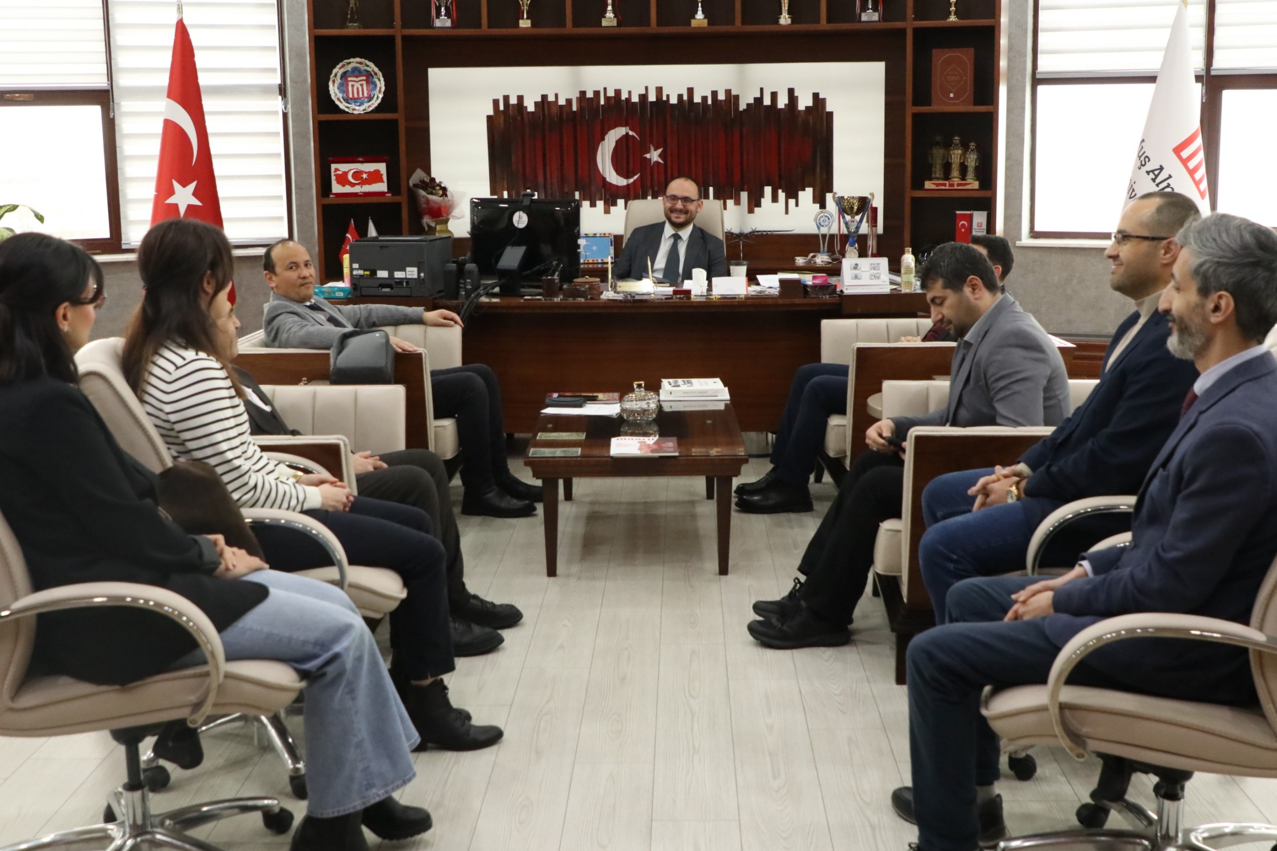 tubitak-projesi-kabul-edilen-akademisyenlerimiz-rektorumuz-tarafindan-agirlandi-8641