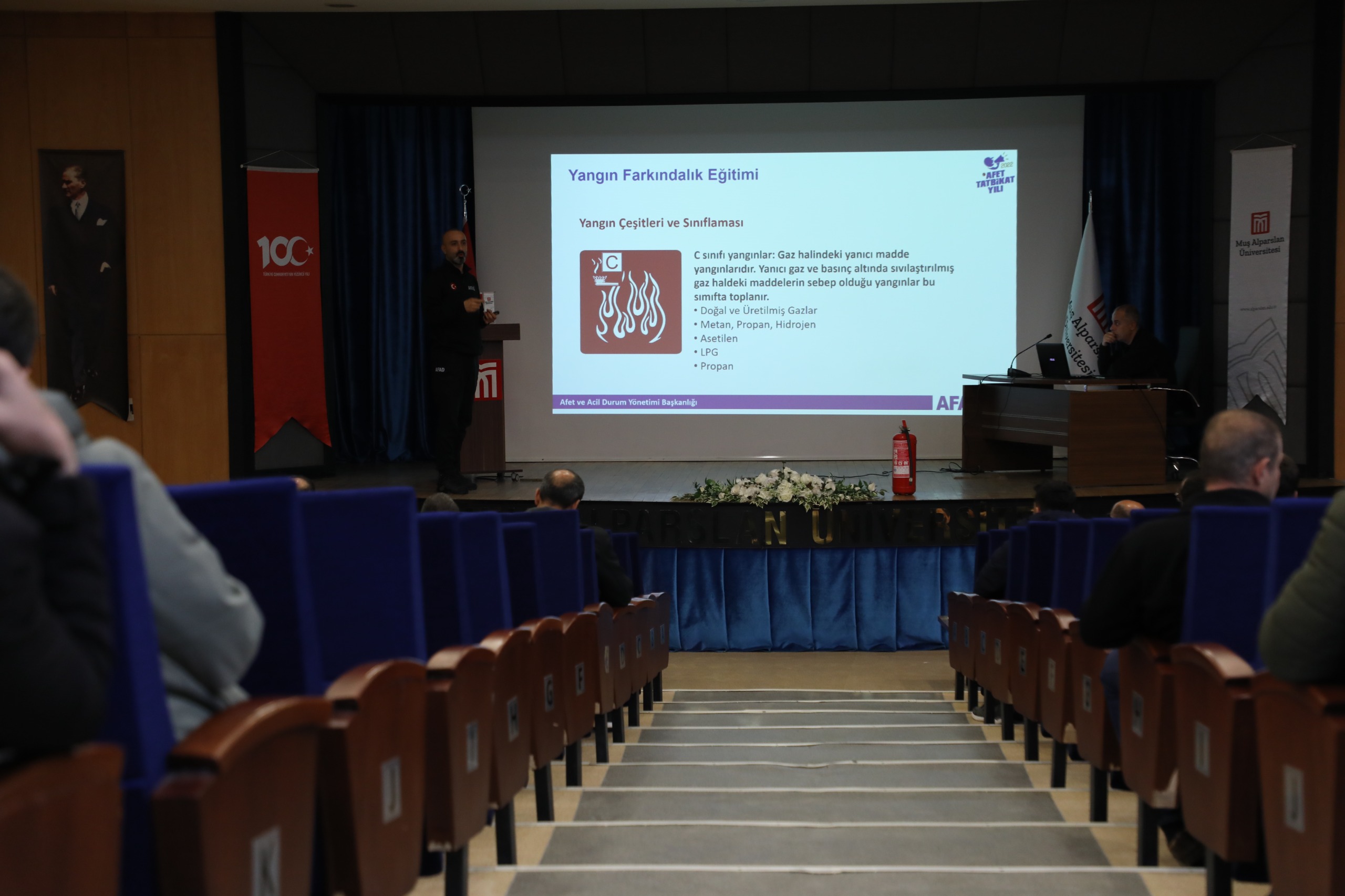 universitemizde-yangin-farkindalik-egitimi-duzenlendi-8688