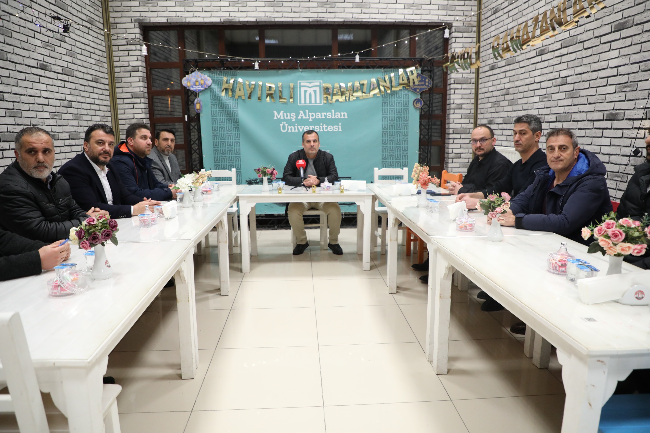 ramazan-sohbetleri-8-varlik-yabancilasma-ve-insan-charlie-chaplin-uzerinden-bir-okuma-8724