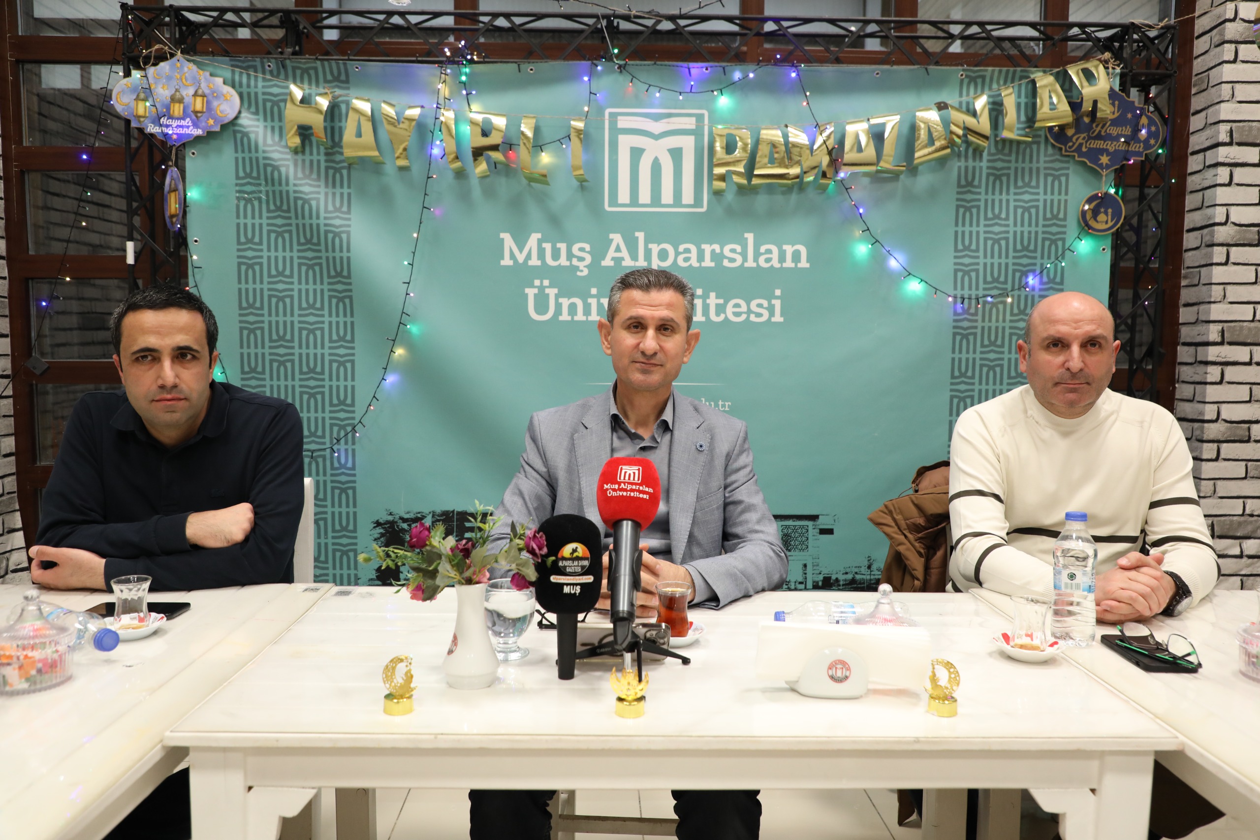 ramazan-sohbetleri-19da-turkiye-yuzyili-maarif-modelinde-din-egitimi-konusuldu-8780