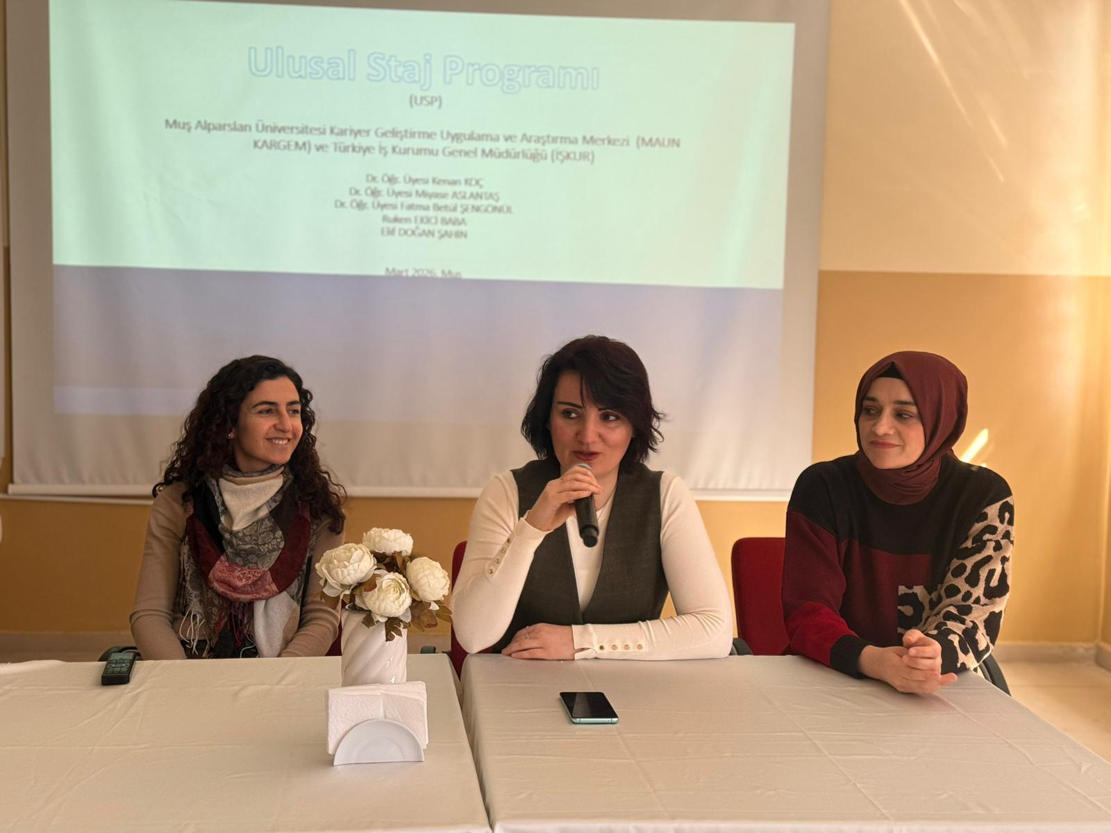 ulusal-staj-programi-2026-tanitim-seminerleri-genis-katilimla-gerceklestirildi-8817