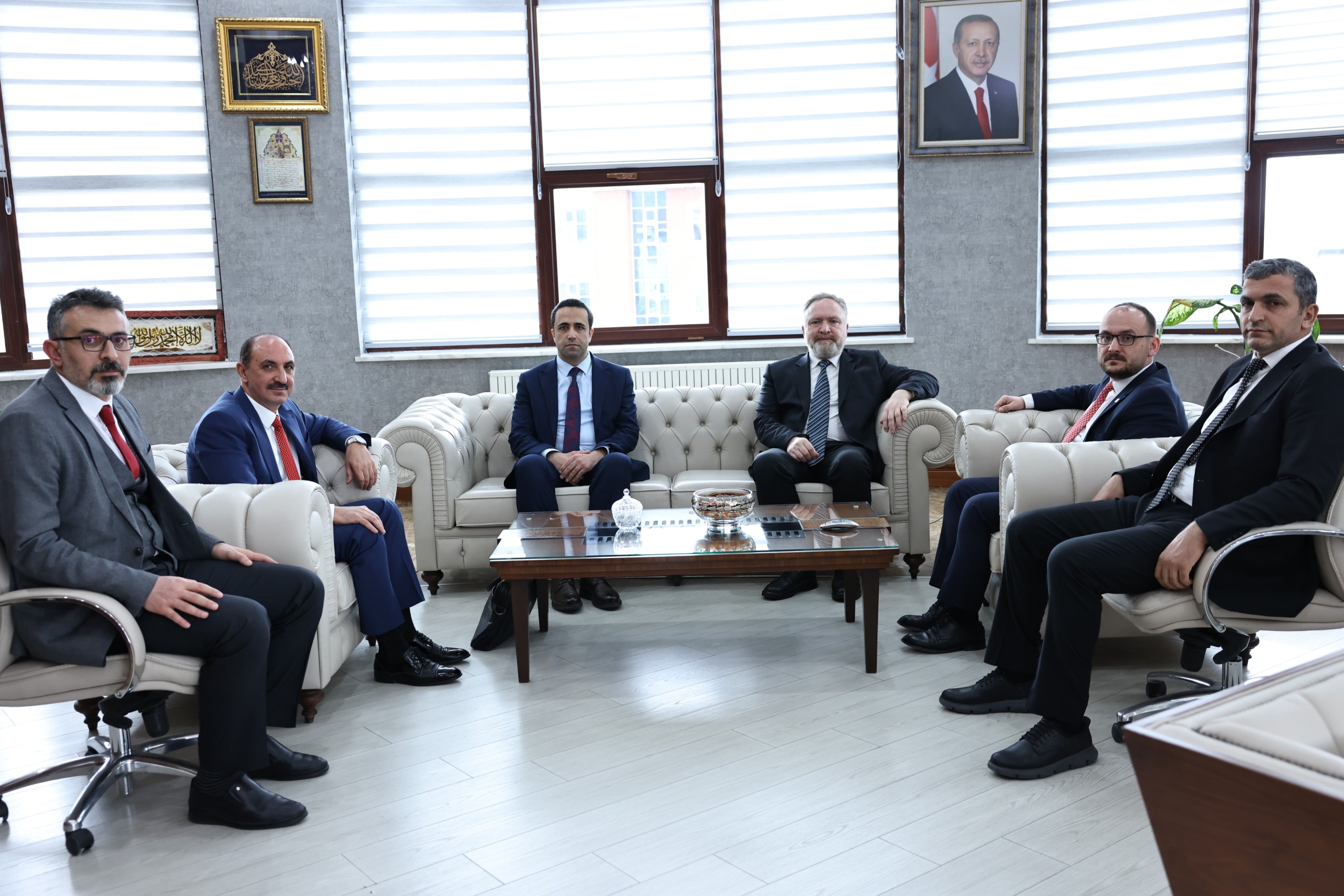 rektorumuz-prof-dr-mustafa-alican-tedxalparslanuniversity-konuklarini-agirladi-8845