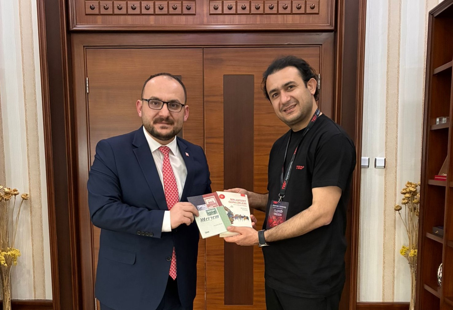 iklim-teknolojileri-girisimcisi-mehmet-serif-yilmazdan-rektorumuze-ziyaret-8847
