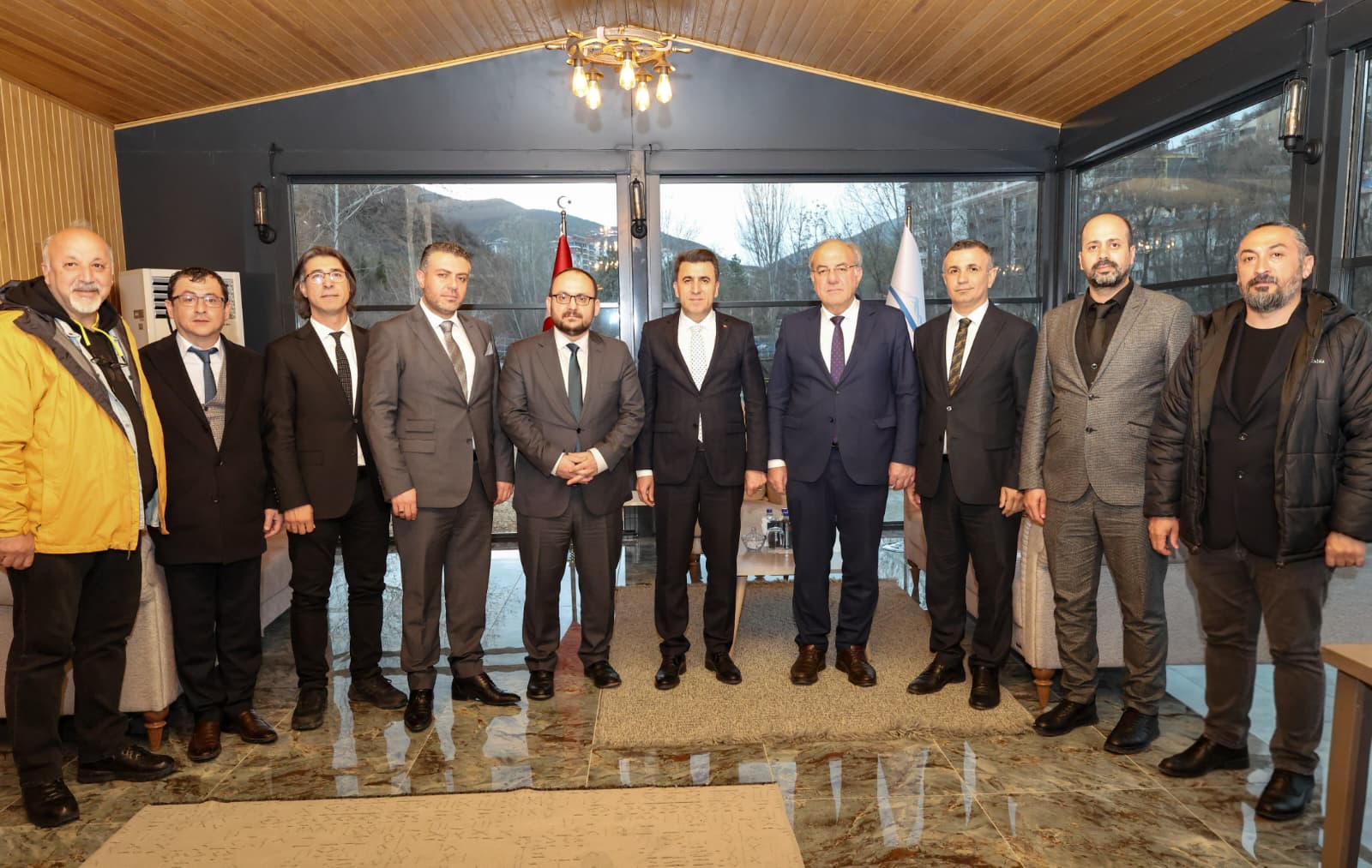 rektorumuz-prof-dr-mustafa-alicandan-tunceli-valisi-sefik-aygole-ziyaret-8882