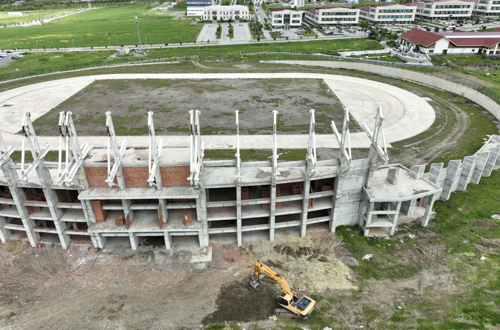 mus-alparslan-universitesinden-dev-spor-yatirimi-9174