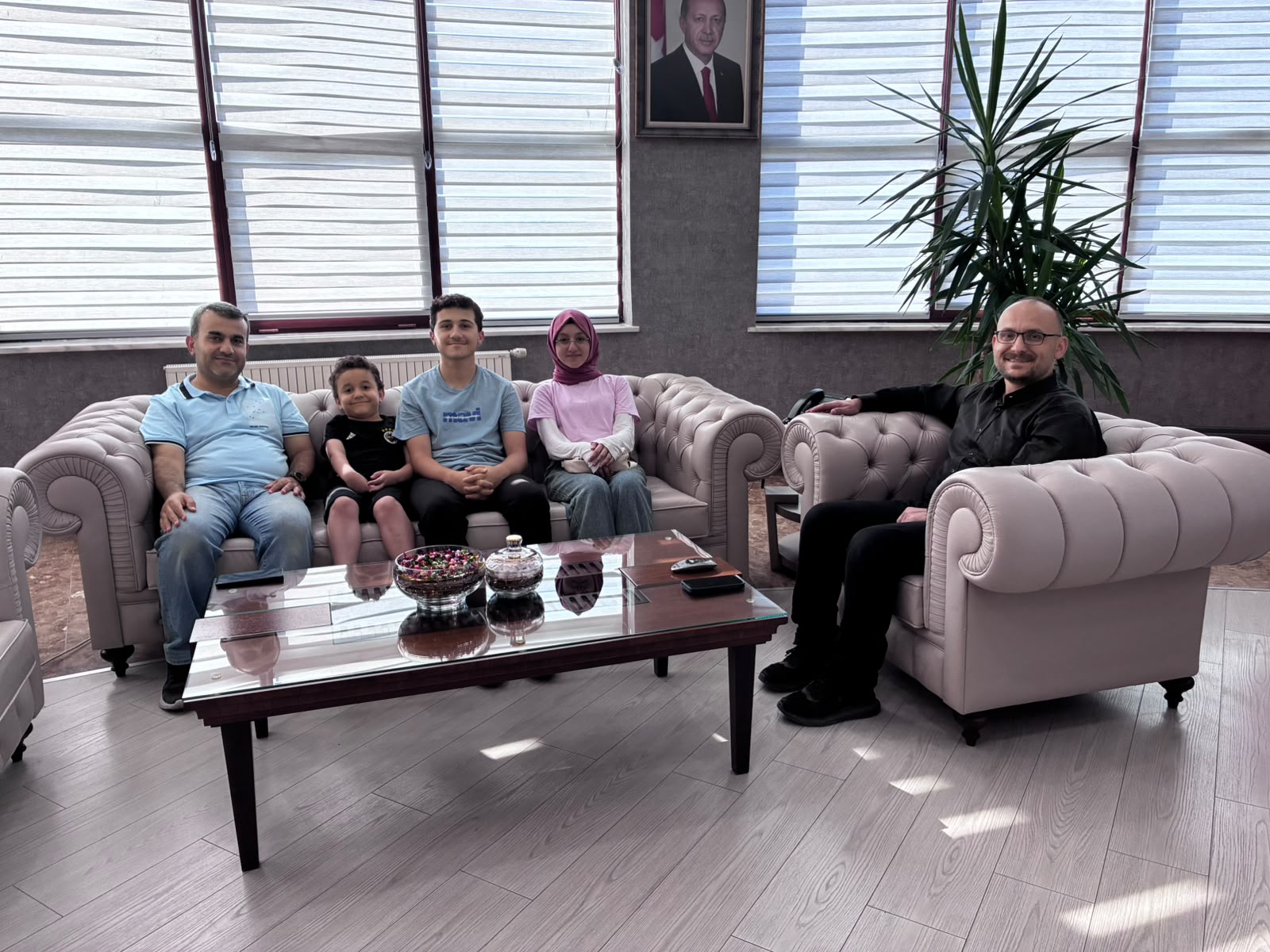 malatya-turgut-ozal-universitesi-ogretim-uyesi-doc-dr-ahmet-sitten-rektorumuze-ziyaret-9361