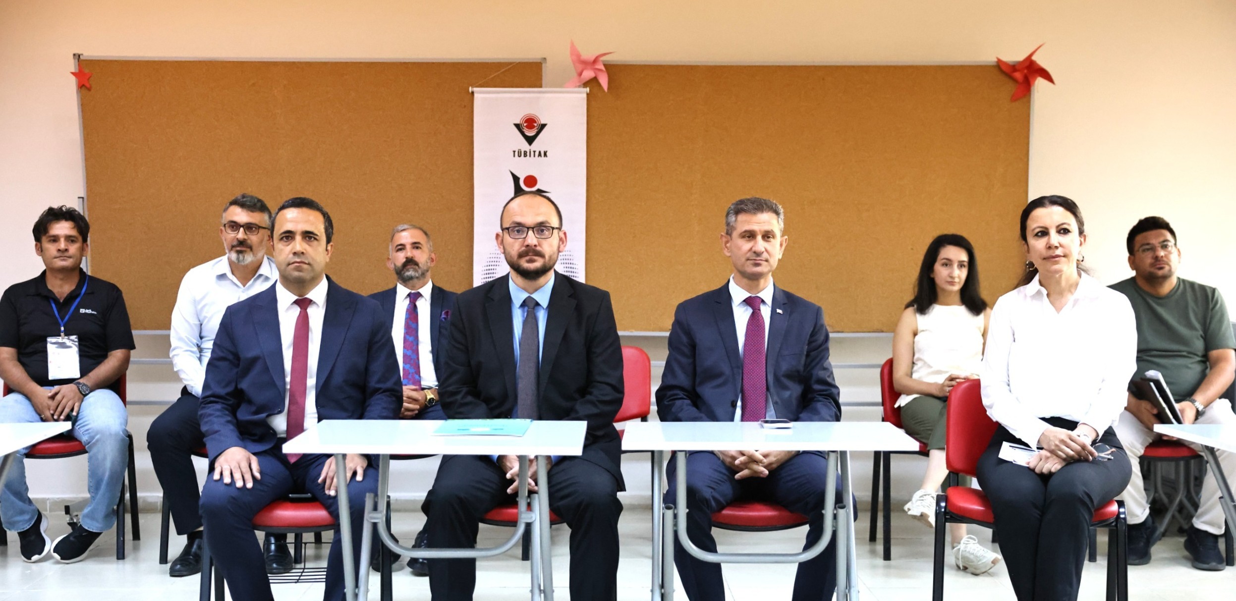 rektorumuz-prof-dr-mustafa-alican-tubitak-4008-projesinin-acilis-programina-katildi-9418