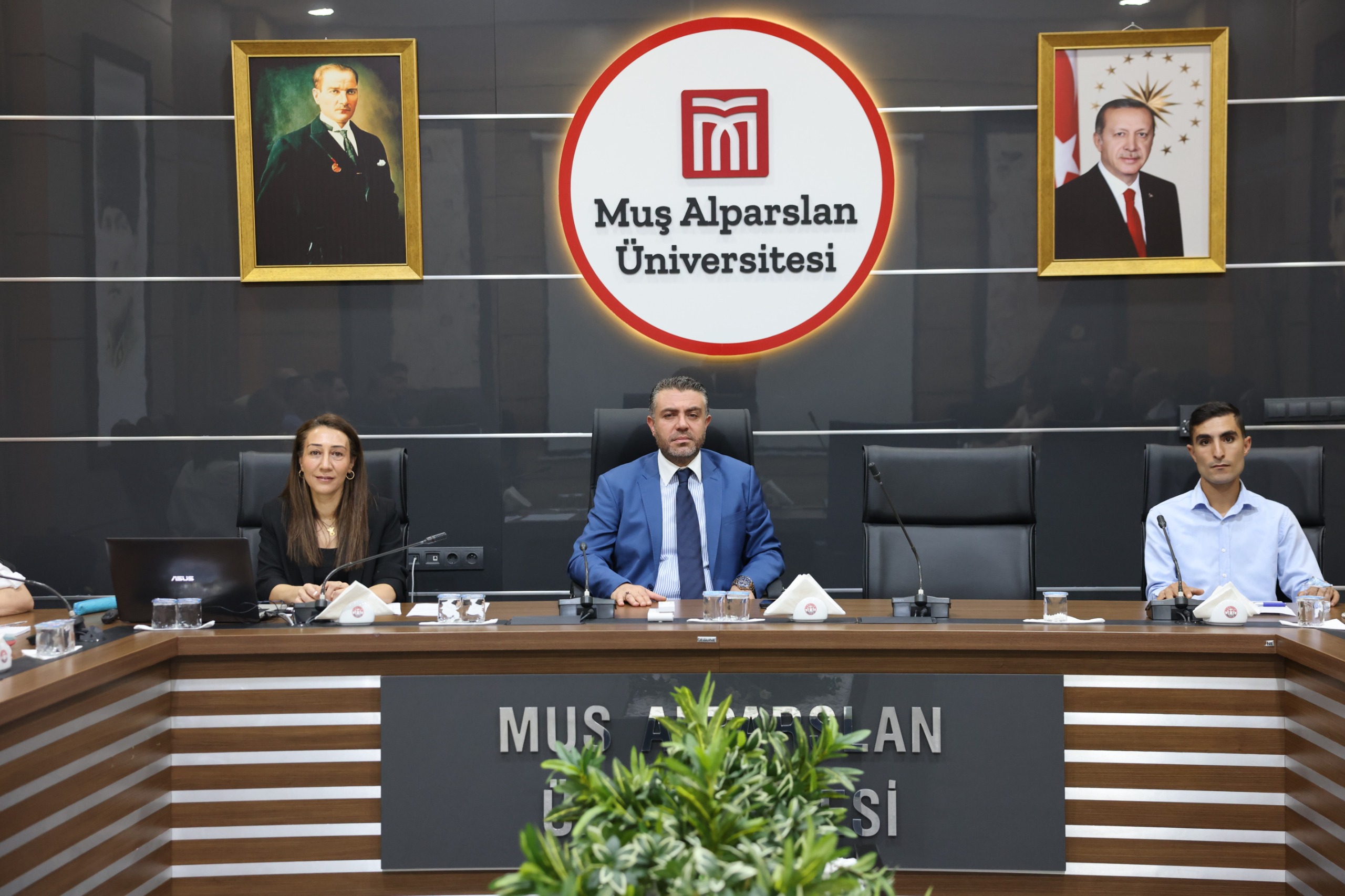 engelli-ogrenci-birim-koordinatorlugu-donem-basi-toplantisini-gerceklestirdi-9484