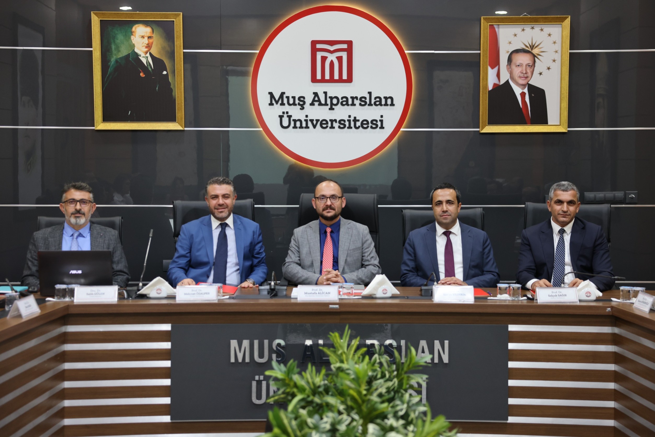 universitemiz-senato-toplantisi-gerceklestirildi-9486