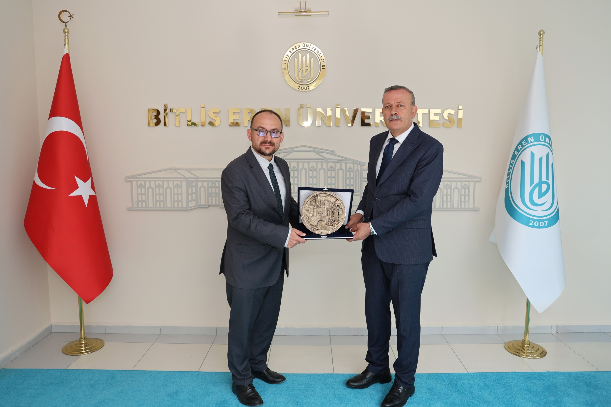 rektorumuz-prof-dr-mustafa-alicandan-rektor-elmastasa-ziyaret-9497