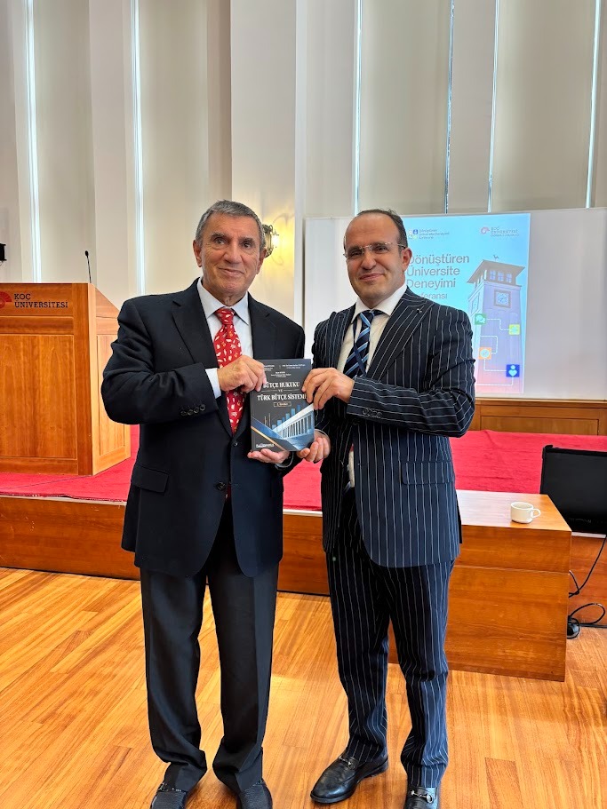 universitemiz-donusturen-universite-deneyimi-konferansinda-temsil-edildi-9614